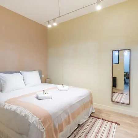 Nouveau - Designer Appartement - 6P Paris Extérieur photo